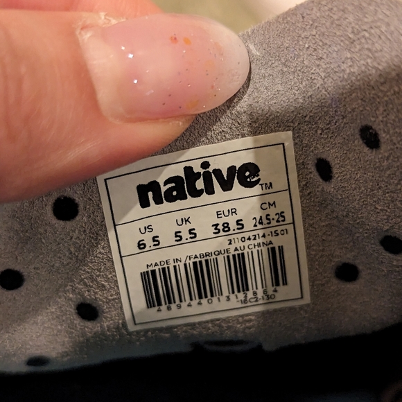 Native Sneakers - Picture 2 of 8